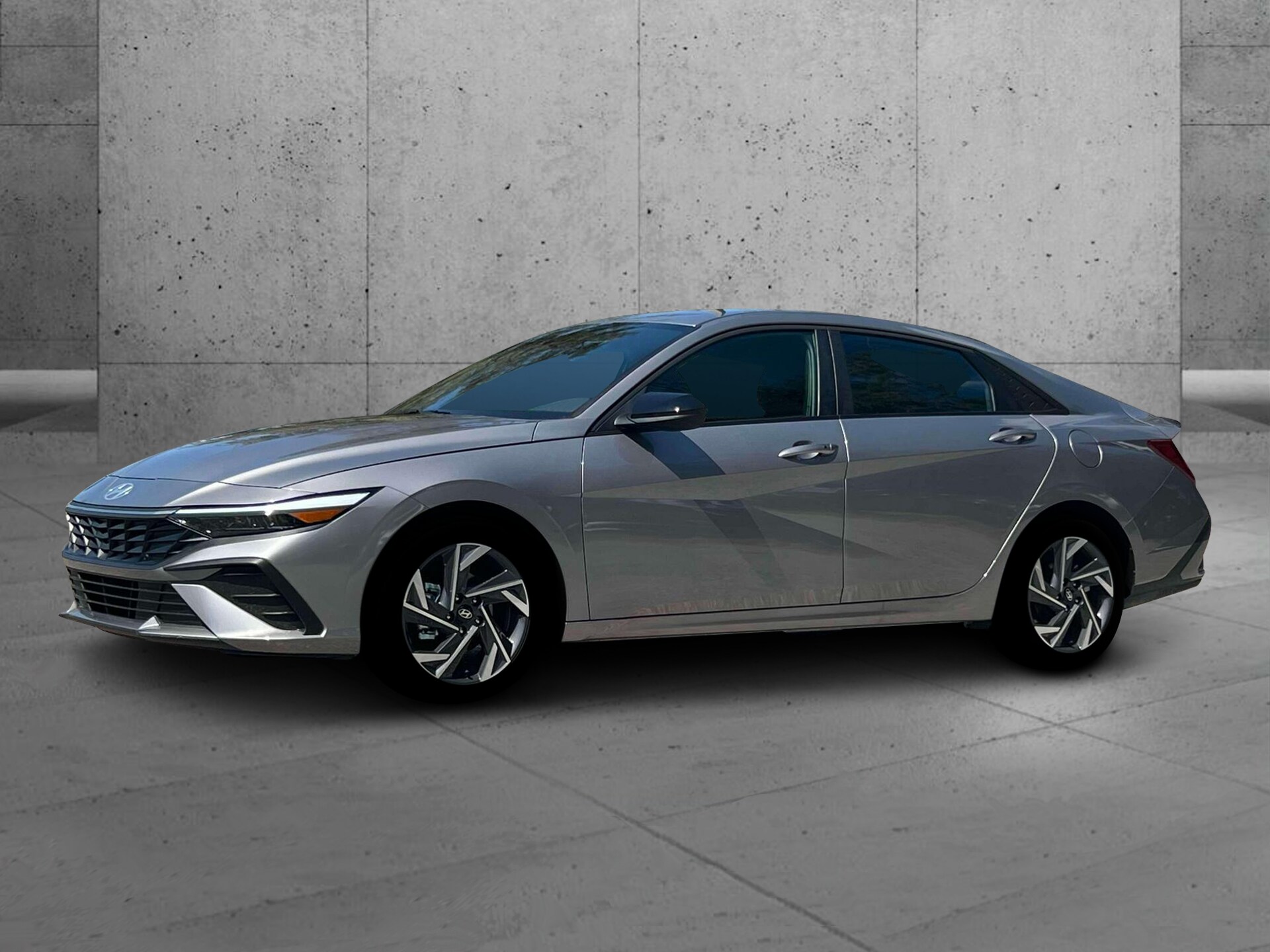 2025 Hyundai Elantra SEL Sport photo 2