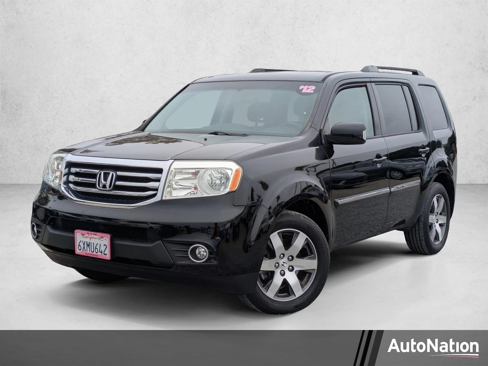 2012 Honda Pilot Touring 4WD w/ NAVI and RES's photo