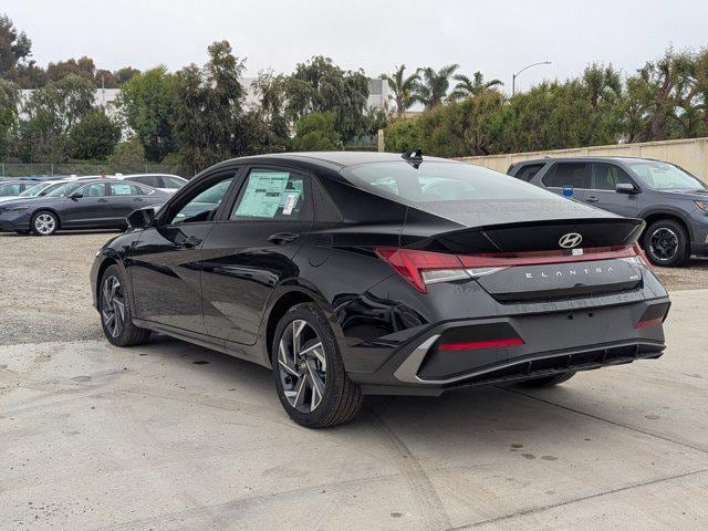 2025 Hyundai Elantra Blue - Photo 8