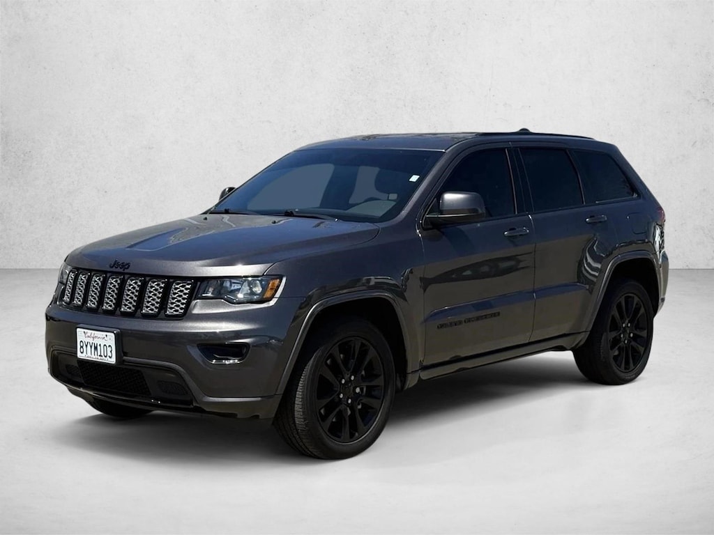 Used 2021 Jeep Grand Cherokee Laredo SUV