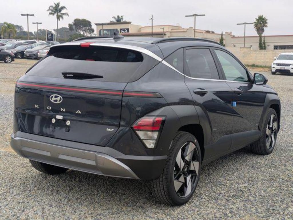 New 2026 Hyundai Kona Limited FWD SUV