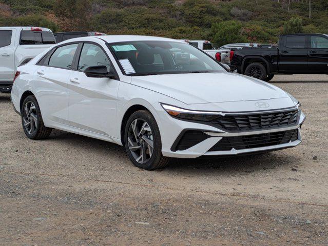 2025 Hyundai Elantra Blue - Photo 6