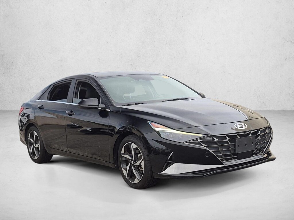 Used 2022 Hyundai Elantra Limited Sedan