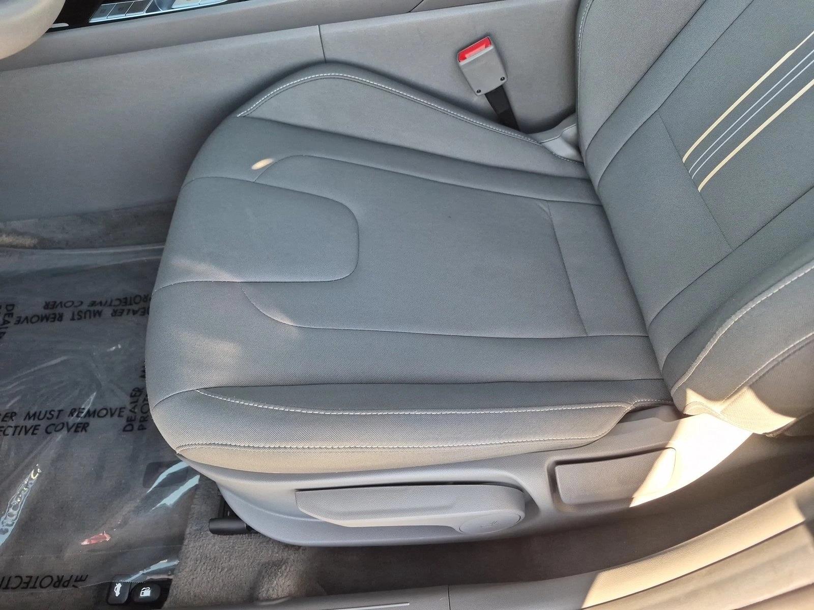 2026 Hyundai Elantra SEL - Photo 15