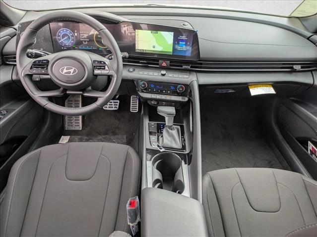 2025 Hyundai Elantra Blue - Photo 14