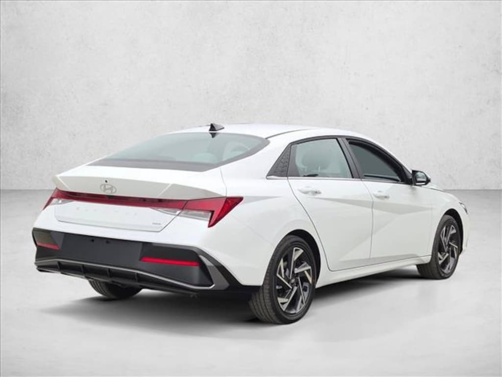 New 2026 Hyundai Elantra Hybrid Limited Sedan