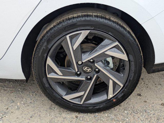 2025 Hyundai Elantra Blue - Photo 10