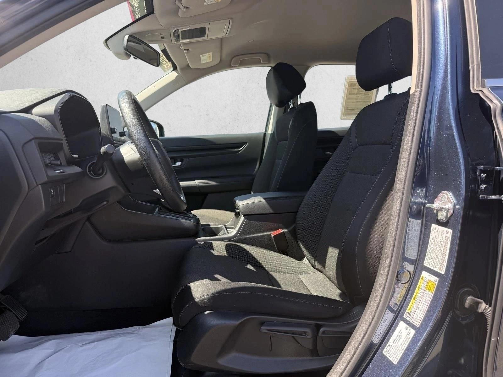 2024 Honda CR-V LX - Photo 10