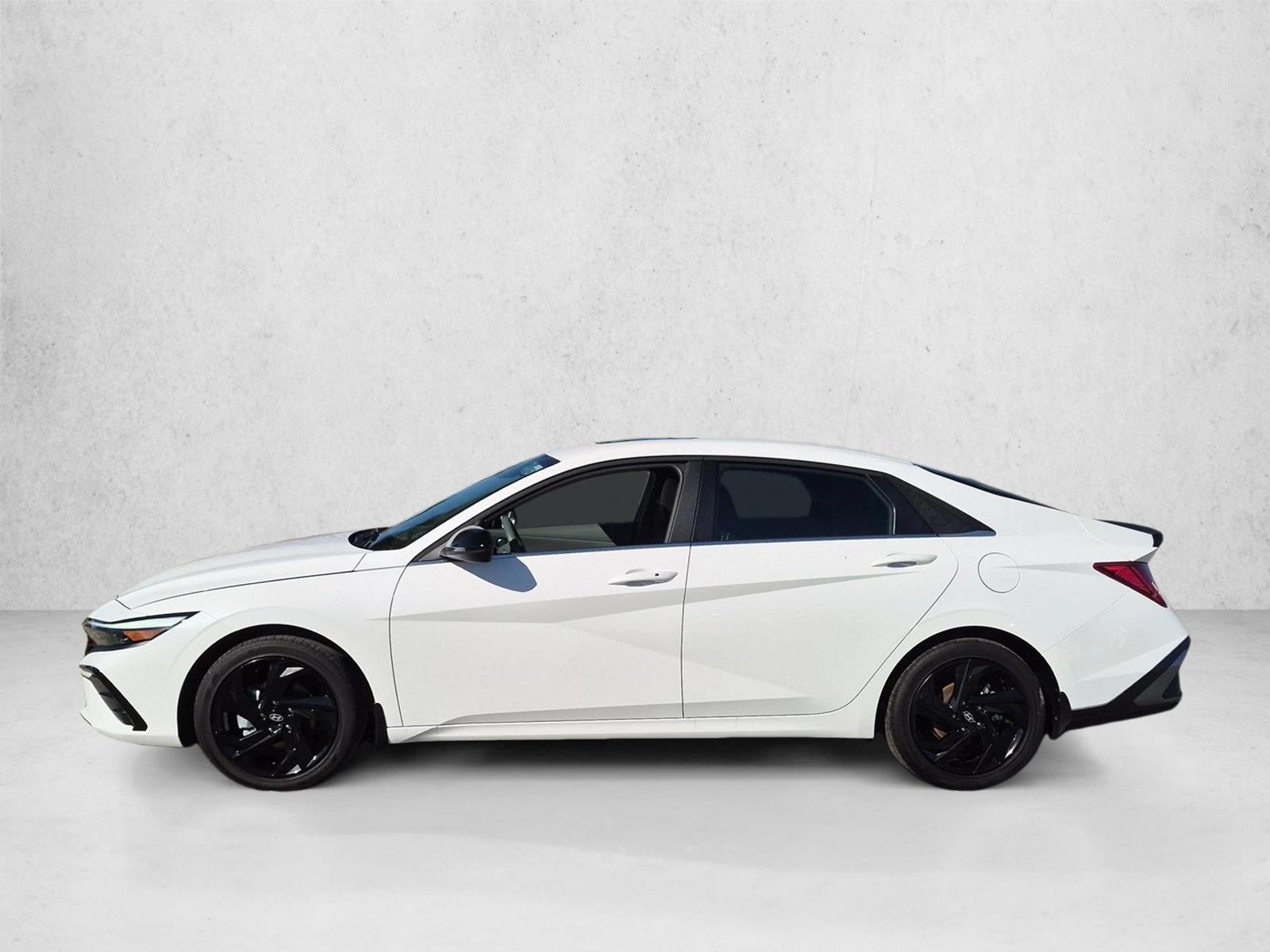 2026 Hyundai Elantra SEL - Photo 8