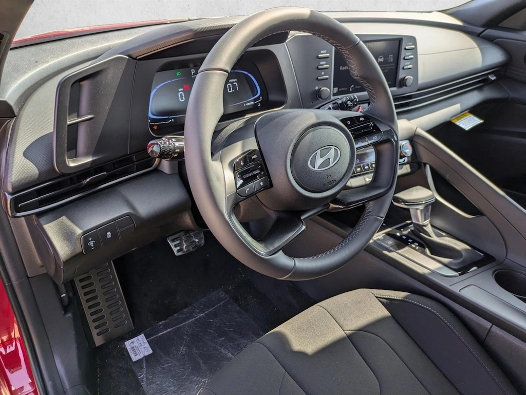 Certified 2025 Hyundai Elantra SEL Sport Sedan