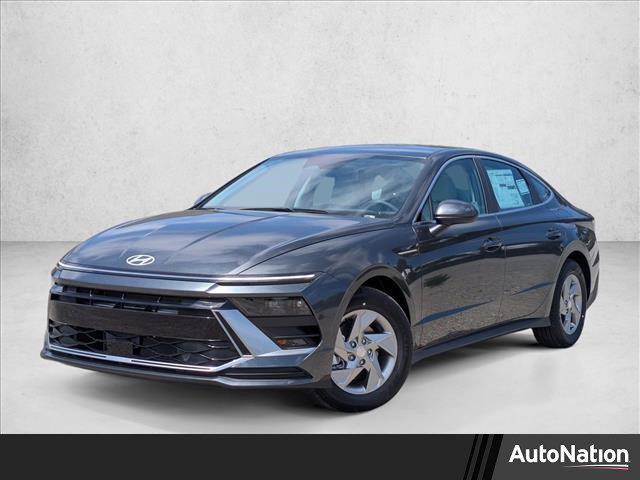 2026 Hyundai Sonata SE's photo