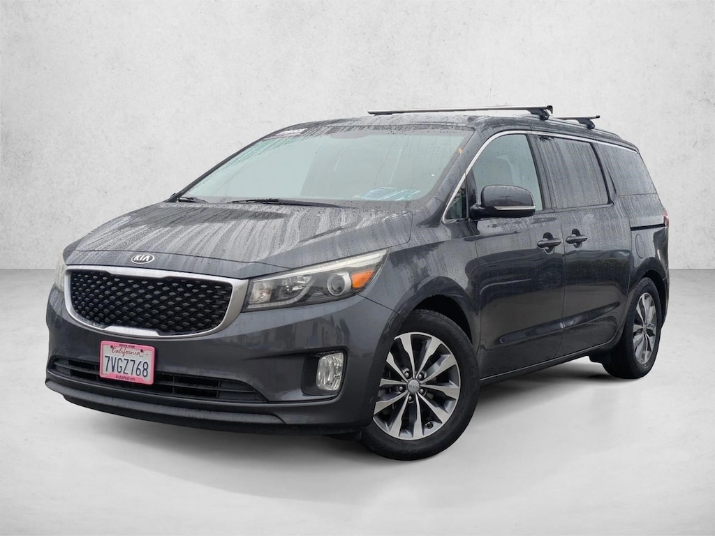Used 2016 Kia Sedona SX Van