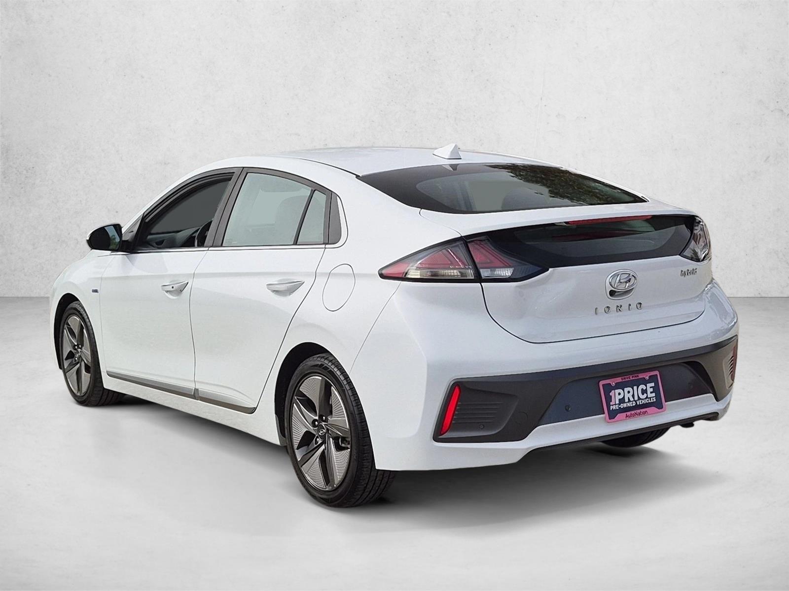 2020 Hyundai IONIQ Limited - Photo 7