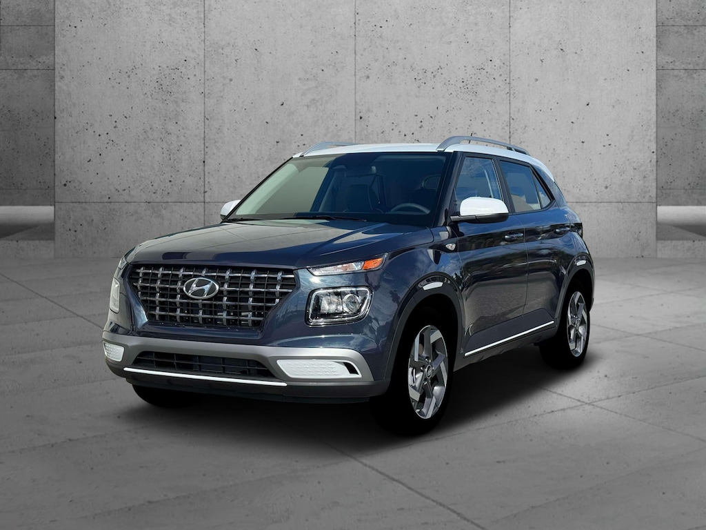 New 2026 Hyundai Venue SEL w/Two-Tone Roof SUV