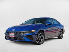 2024 Hyundai Elantra SEL Sedan