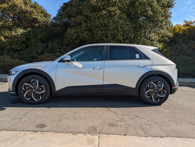 2024 Hyundai IONIQ 5 SEL photo 5