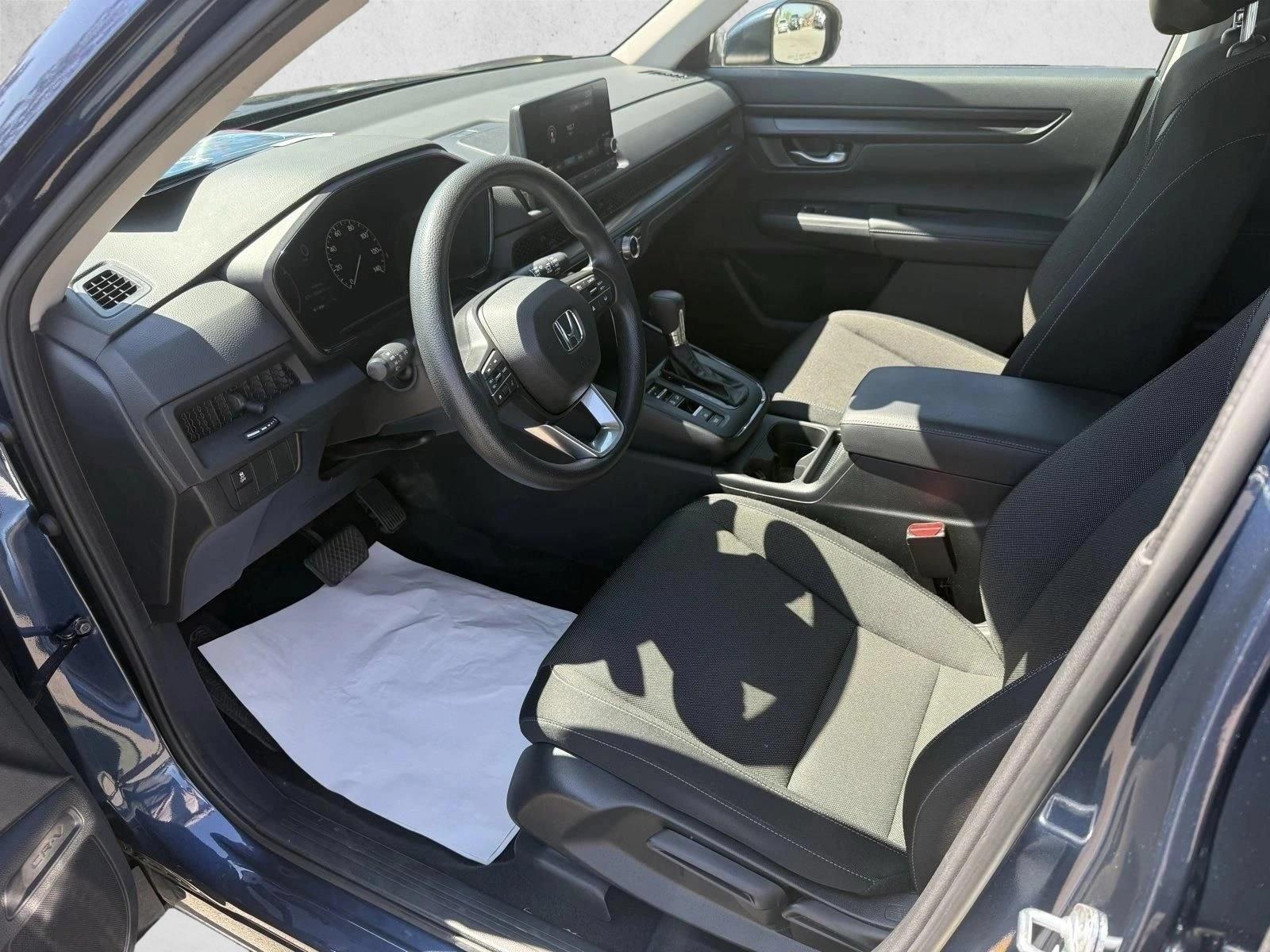 2024 Honda CR-V LX - Photo 9