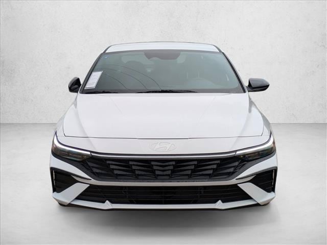 2025 Hyundai Elantra Blue - Photo 6