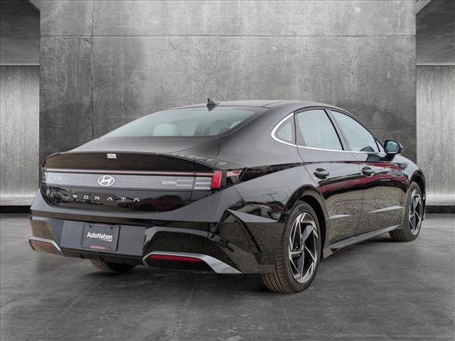 2024 Hyundai Sonata SEL Convenience photo 2