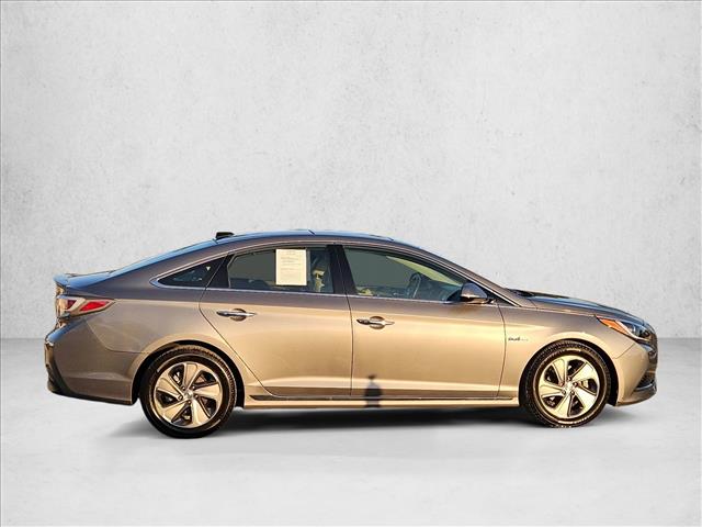 2017 Hyundai Sonata Hybrid Limited photo 4