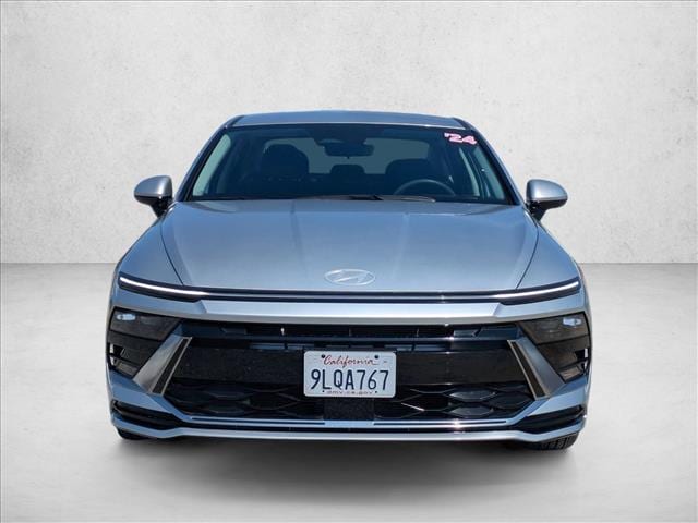 2024 Hyundai Sonata SEL photo 2
