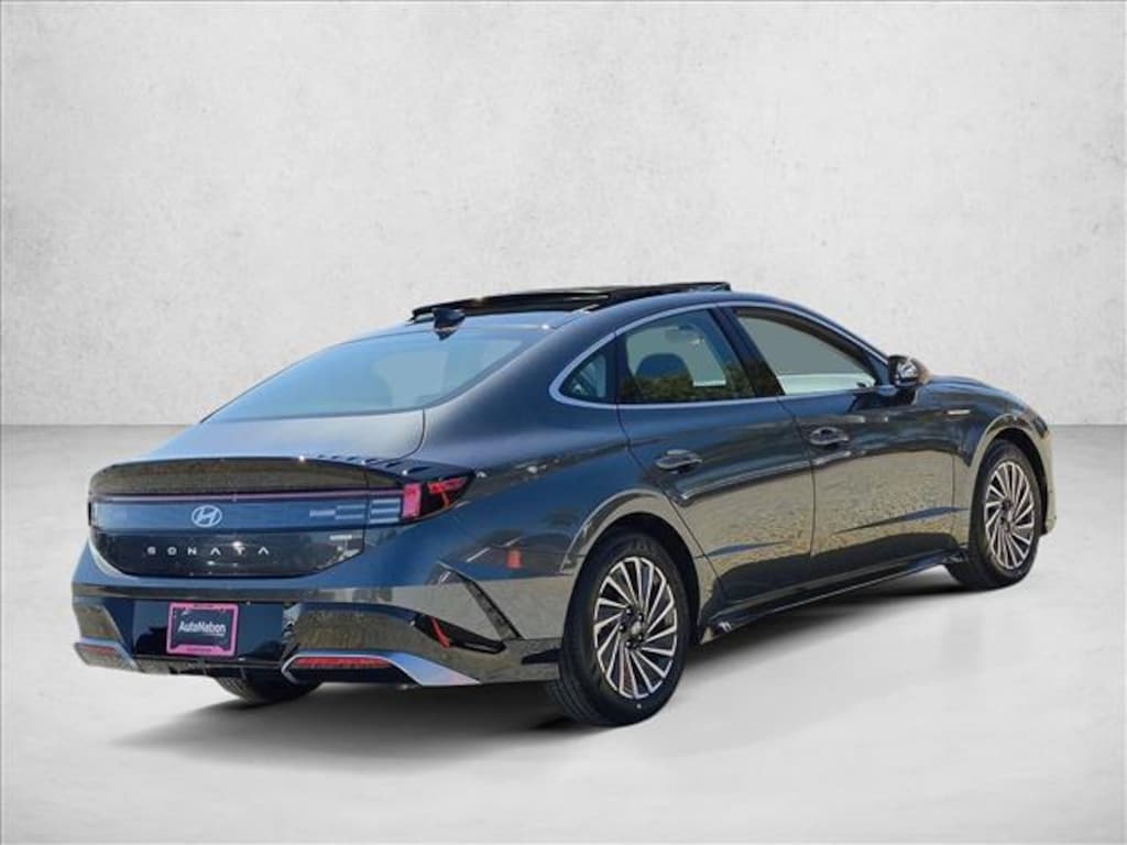 New 2026 Hyundai Sonata Hybrid SEL Sedan