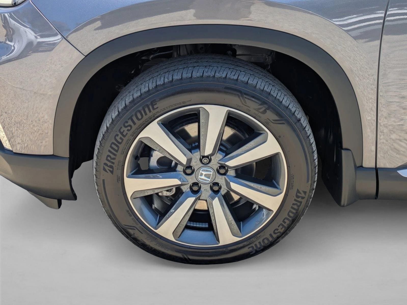 2025 Honda Pilot Elite - Photo 23