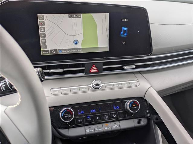 2025 Hyundai Elantra Blue - Photo 12