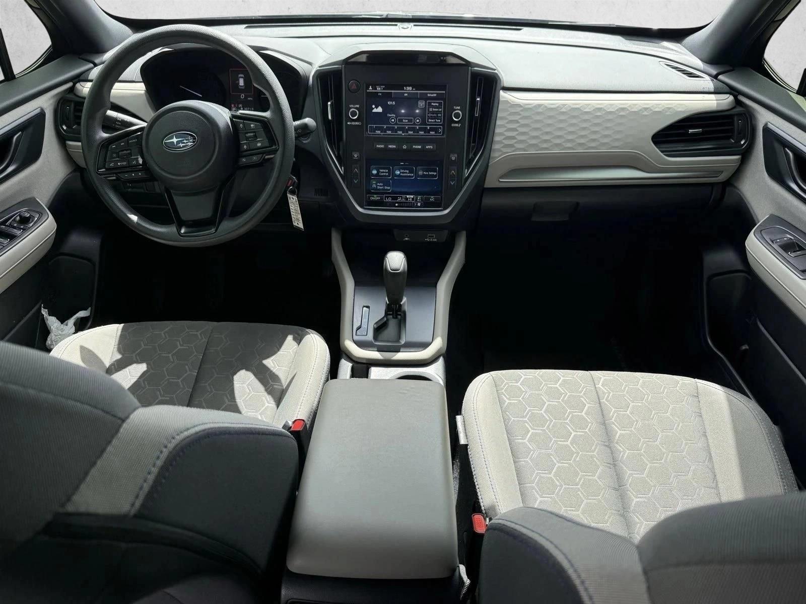 2025 Subaru Forester Base - Photo 18