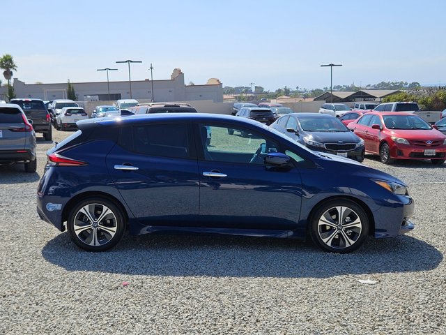 2021 Nissan Leaf SV photo 4