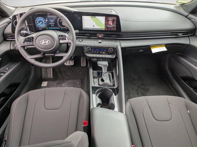 2025 Hyundai Elantra Blue - Photo 16