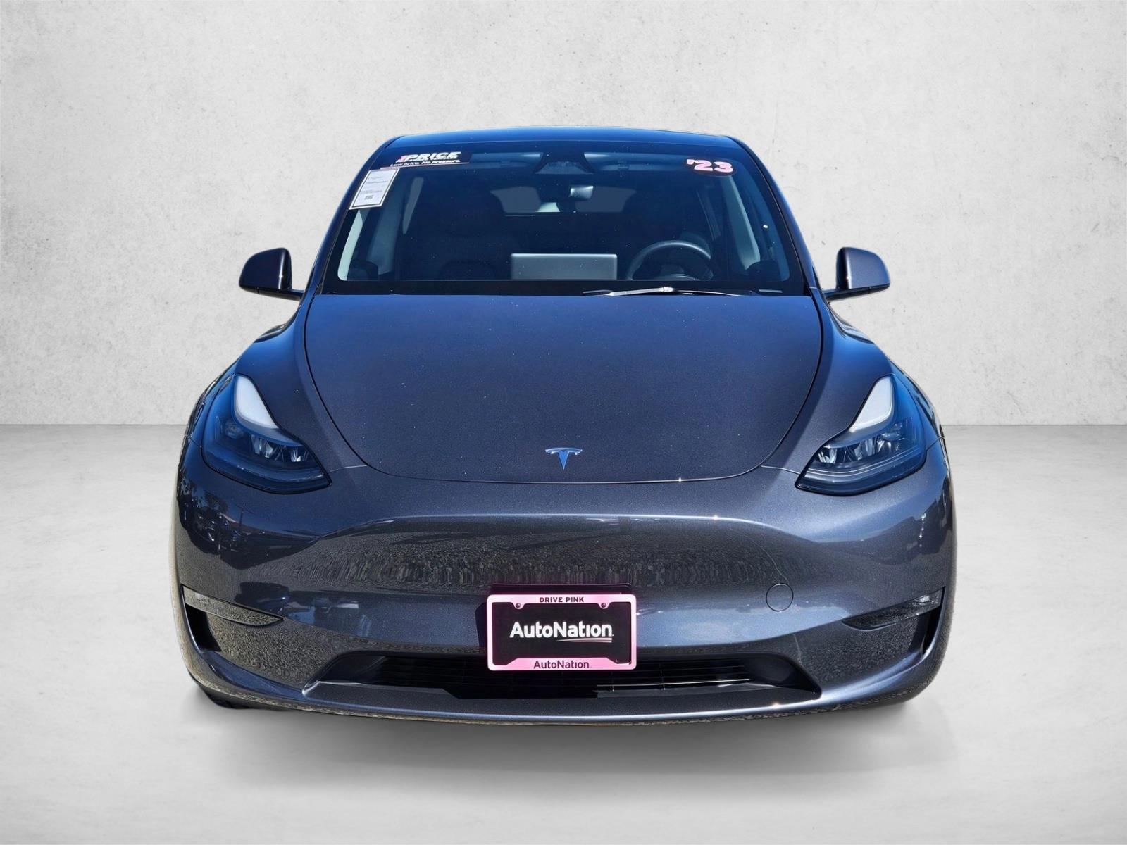 2023 Tesla Model Y photo 2