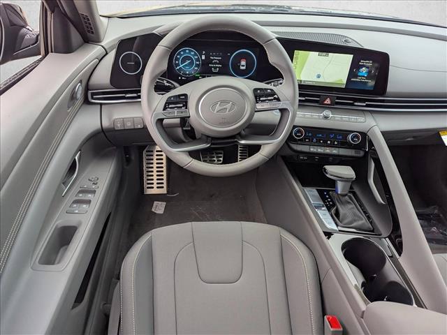 2025 Hyundai Elantra Blue - Photo 14