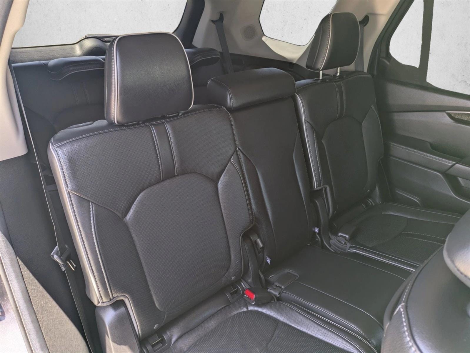 2025 Honda Pilot Elite - Photo 19