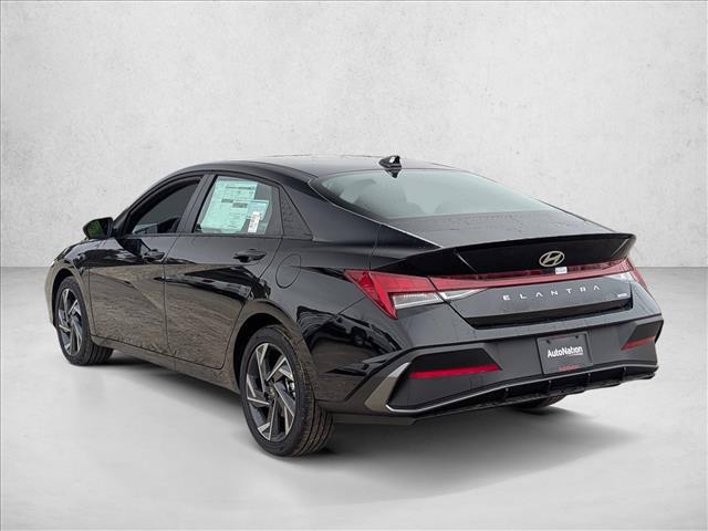 2025 Hyundai Elantra Blue - Photo 8