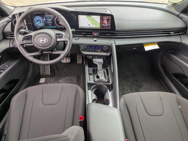 2025 Hyundai Elantra Blue - Photo 16