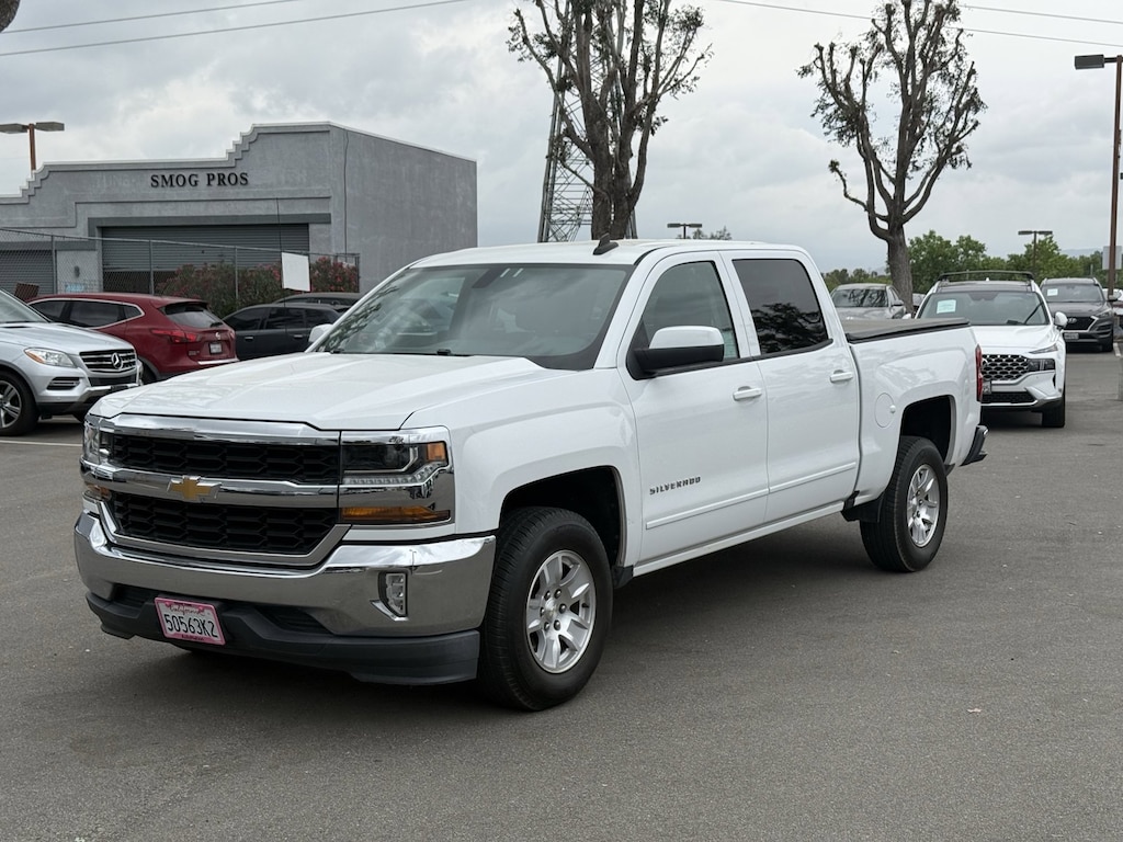 Used 2018 Chevrolet Silverado 1500 LT w/1LT Truck Crew Cab