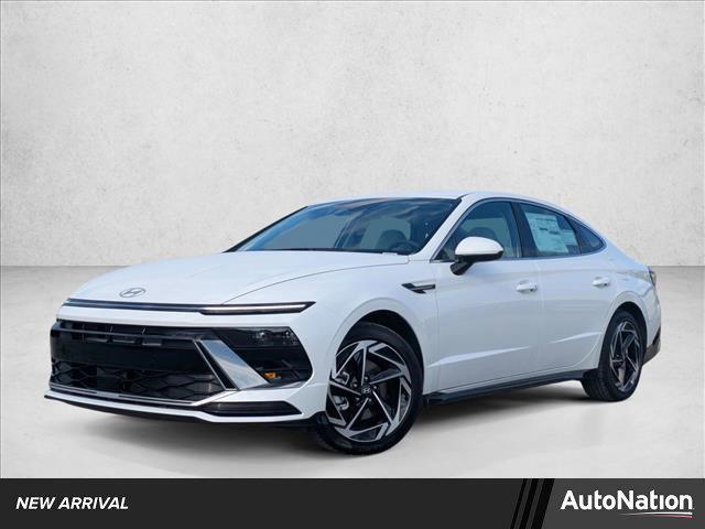2026 Hyundai Sonata SEL's photo