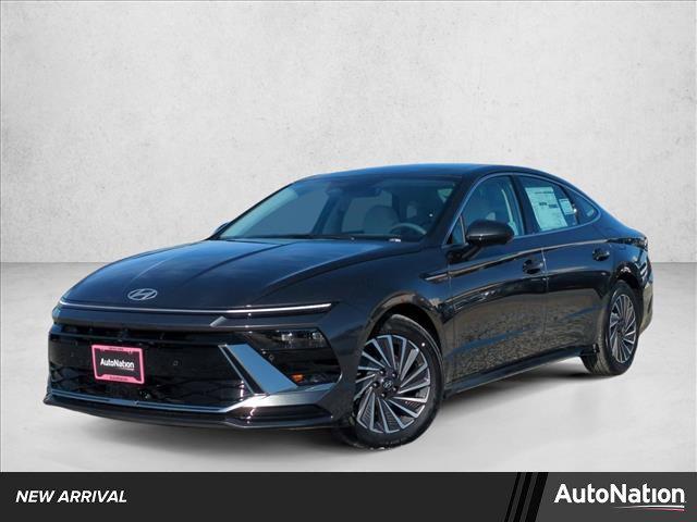 2026 Hyundai Sonata Limited's photo