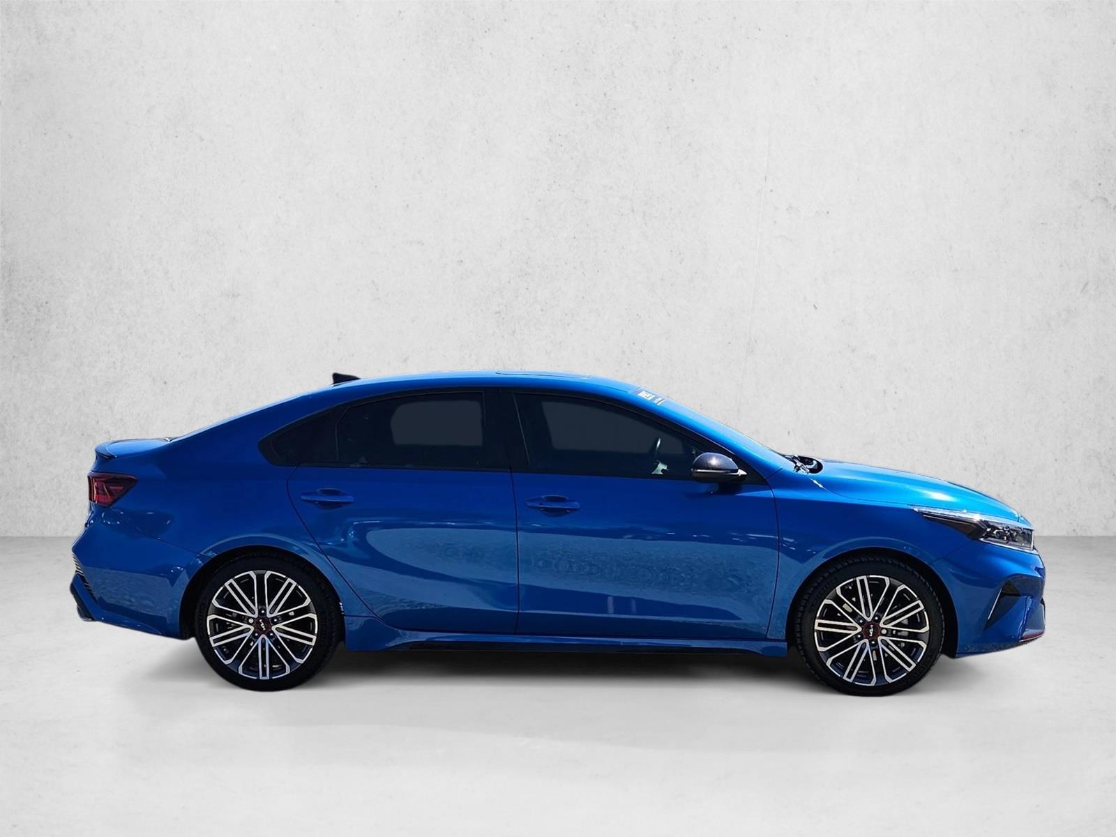 2022 Kia Forte GT photo 4