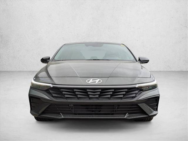 2025 Hyundai Elantra Blue - Photo 6
