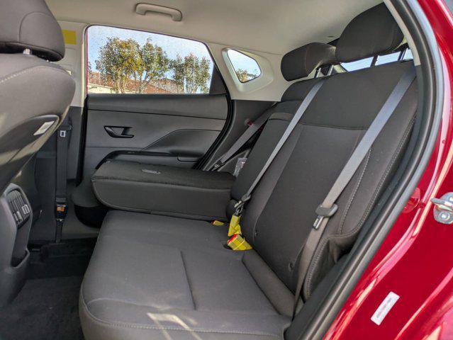2025 Hyundai Kona SEL Convenience - Photo 16