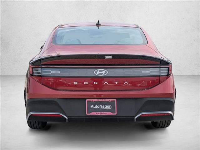 2025 Hyundai Sonata SE - Photo 7