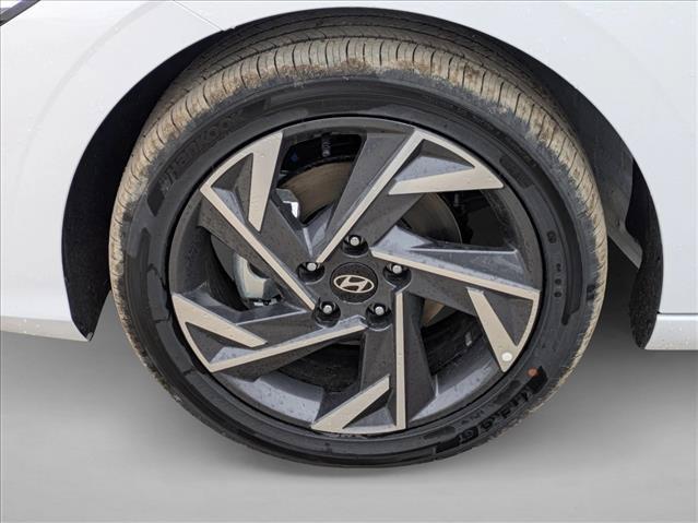 2025 Hyundai Elantra Blue - Photo 9