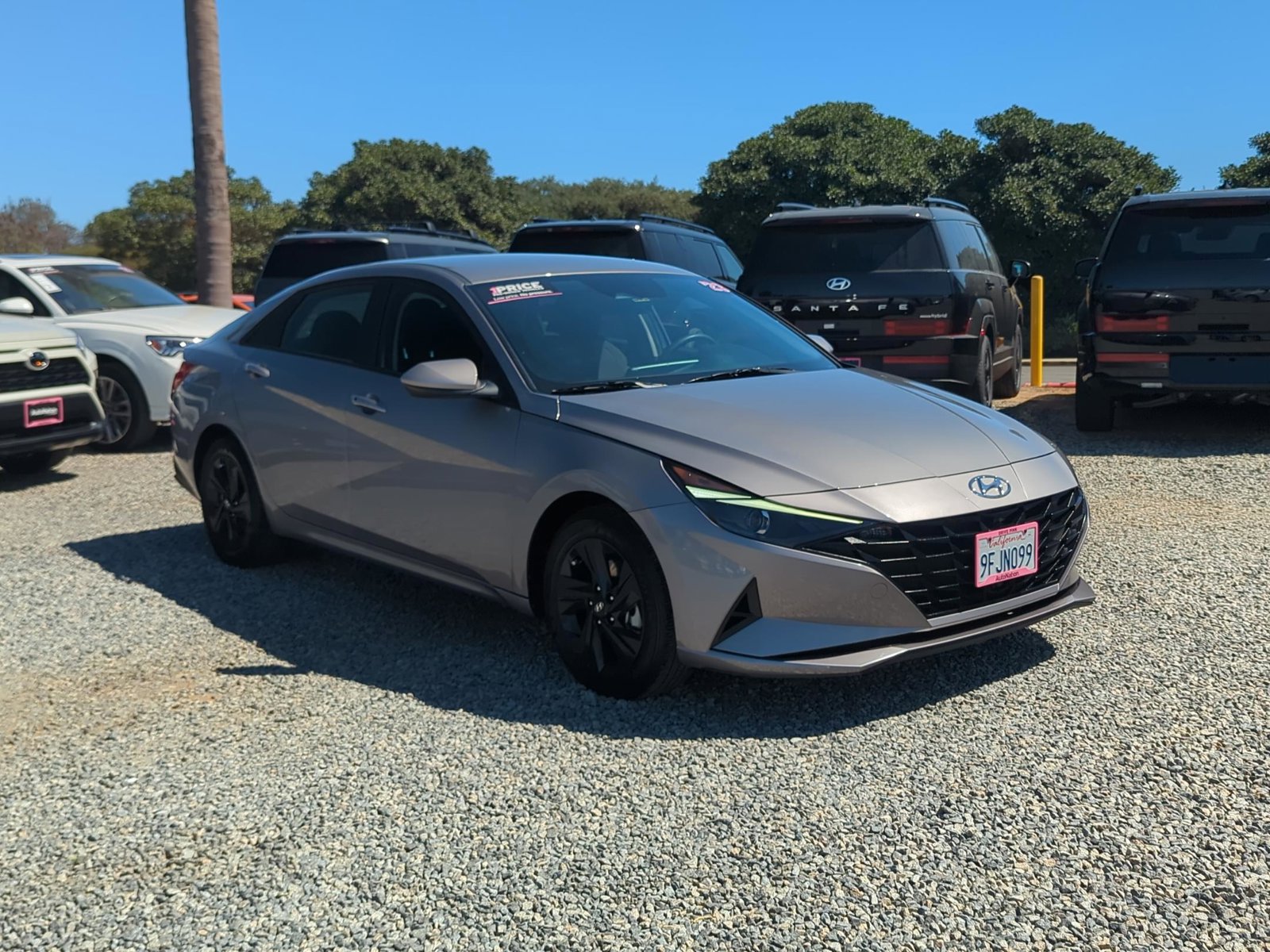 2023 Hyundai Elantra Blue photo 3
