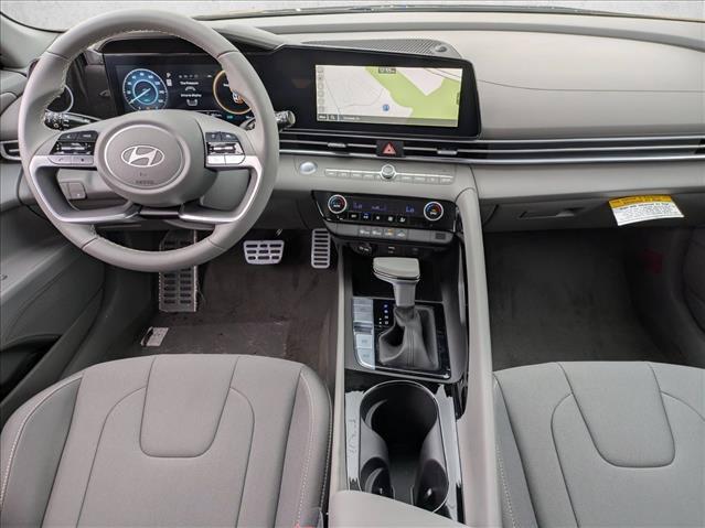 2025 Hyundai Elantra Blue - Photo 14