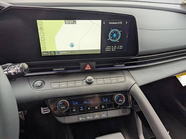 2025 Hyundai Elantra Blue - Photo 11