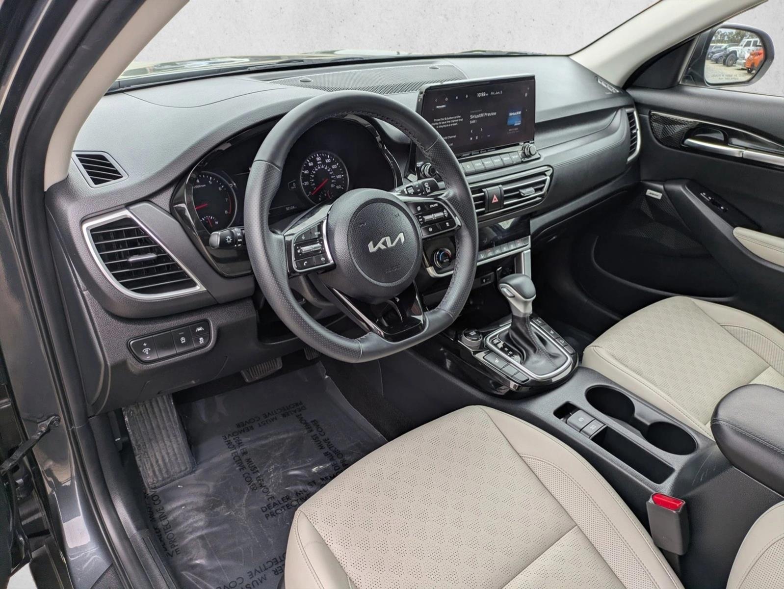 2023 Kia Seltos SX - Photo 10