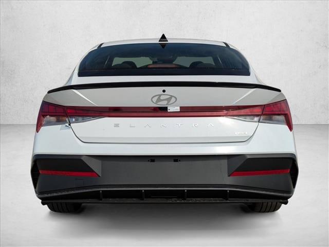 2025 Hyundai Elantra Blue - Photo 8