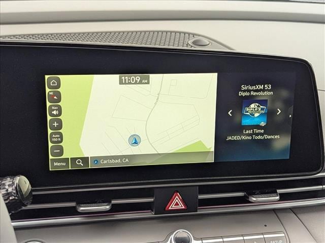 2025 Hyundai Elantra Blue - Photo 13